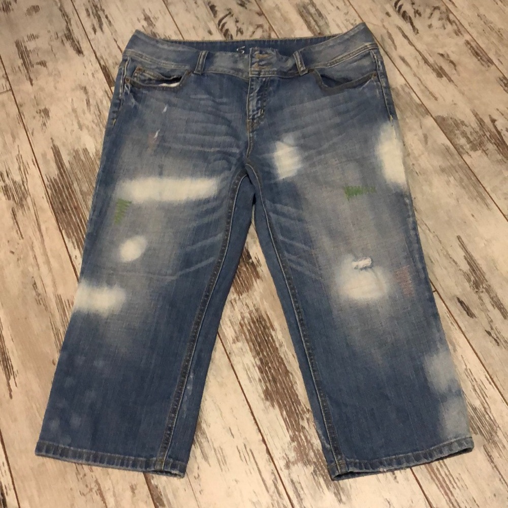 VS Hipster Capri’s